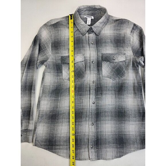 RSQ Size Small Mens Gray Checl Long Sleeve Cotton Blend Two Pocket Flannel Shirt - Picture 8 of 9